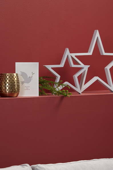 Getting a cohesive holiday look need not break the bank