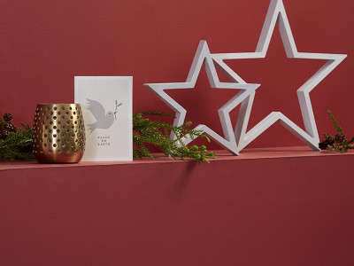 Getting a cohesive holiday look need not break the bank