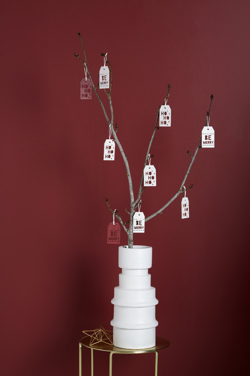small christmas tree ideas, diy christmas tree, diy christmas tags, alternative christmas tree ideas