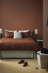 Get the best from bronzy browns