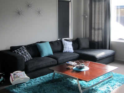 Sarah rescues a plain Jane house Sarah rescues a plain Jane house