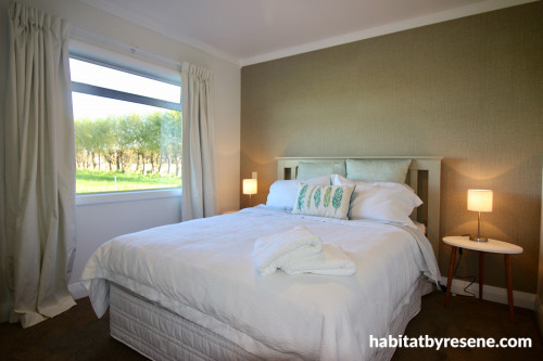 bedroom, white, neutrals