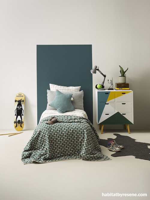 Kids Room, Aqua Tones, DIY Mural, Teal Paint, Upcycling, Resene