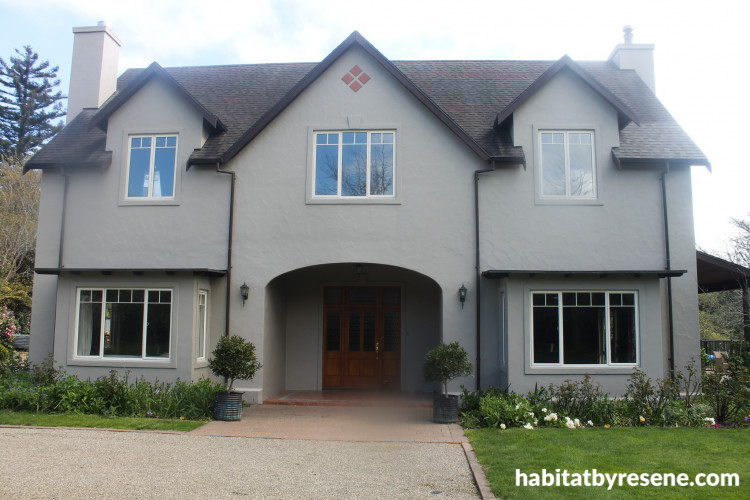 Exterior house paint, Resene Ironsand, House exteriors, Resene Half Arrowtown