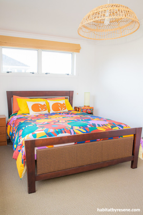 Colourful Bedroom, Bright Bedding, Retro Renovation, Retro Interiors