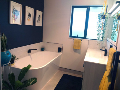 A funeral assistant looks on the bright side of life using bold Resene Scrumptious and Resene Fizz in her home A funeral assistant looks on the bright side of life using bold Resene Scrumptious and Resene Fizz in her home