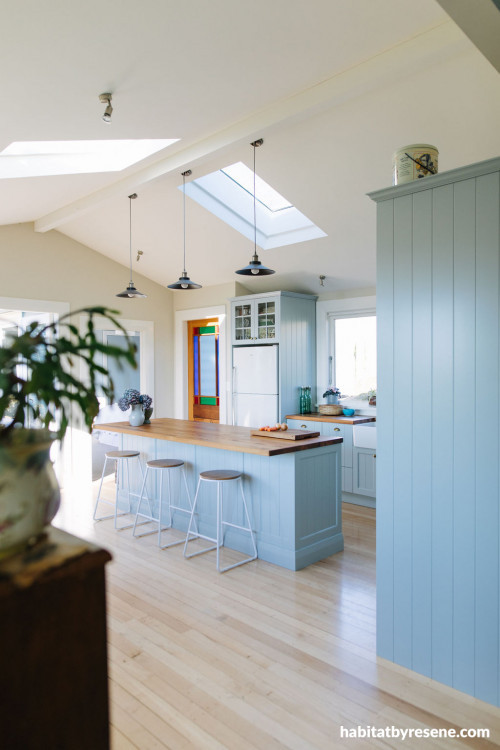 blue kitchen, kitchen inspiration, decorating with blue, kitchen Reno, Resene