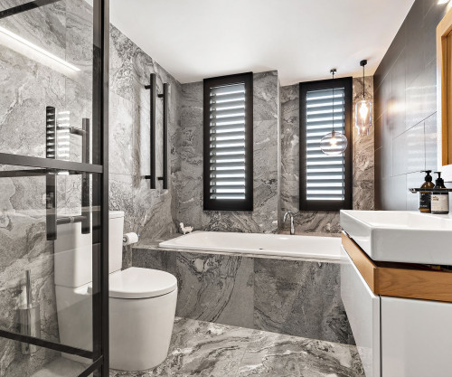 bathroom marble tiles