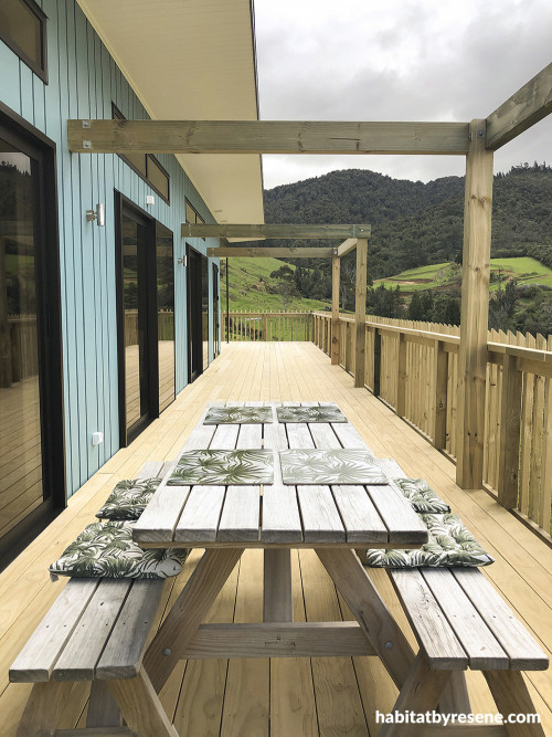 Blue House, Outdoor Deck, Country Home, Outdoor Dining