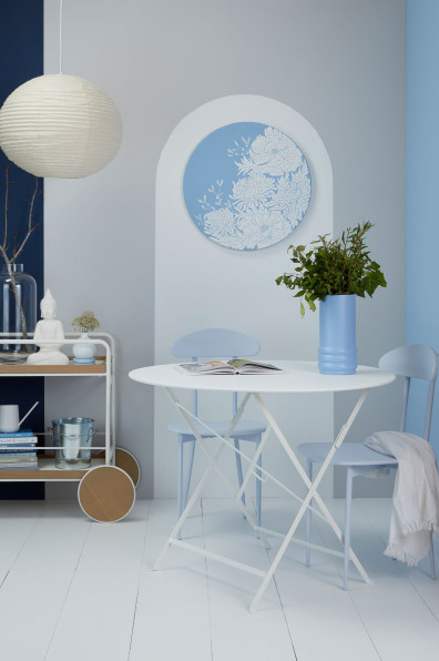 How to use your art as inspiration when choosing a colour scheme