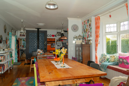 Retro Dining Room, Orange Scullery, Orange Interiors, Retro Home