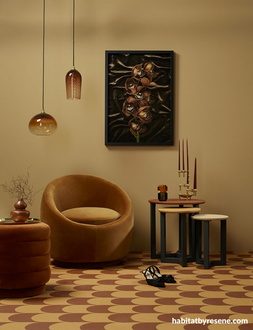 gold mustard room stencilled floor