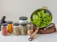DIY spice containers for a plastic-free pantry