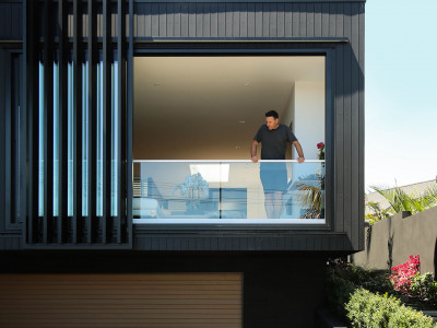 An owner-builder turns a dated bungalow into a dreamy contemporary home An owner-builder turns a dated bungalow into a dreamy contemporary home