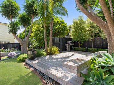 Exterior inspiration: Patio perfection in a 1930s bungalow 
